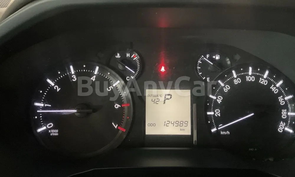 Vehicle photo 7