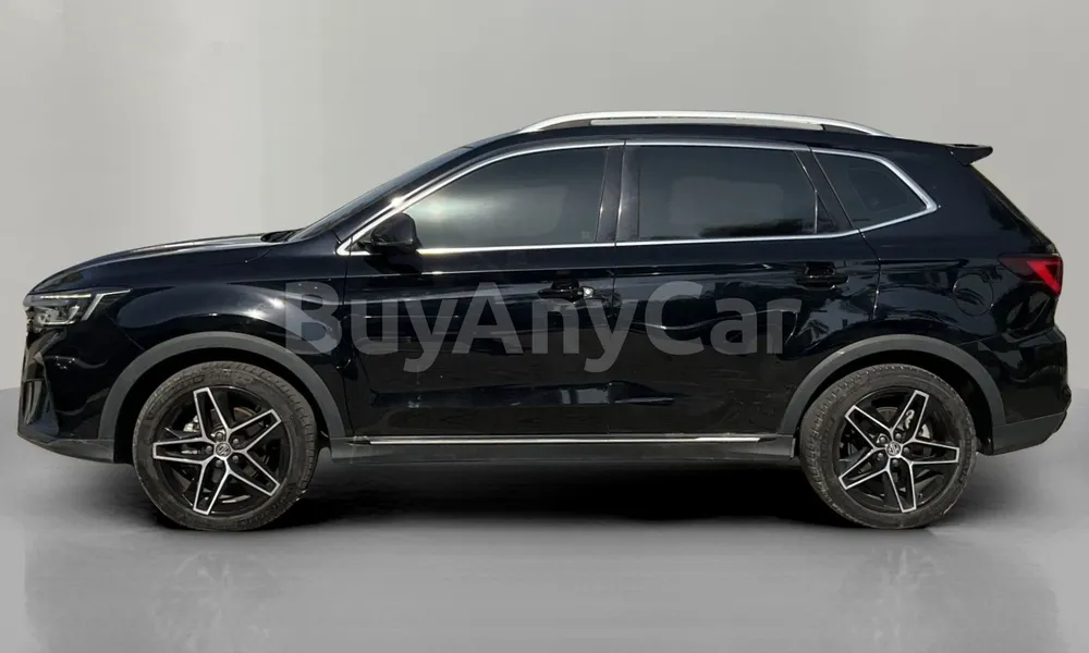 Vehicle photo 3