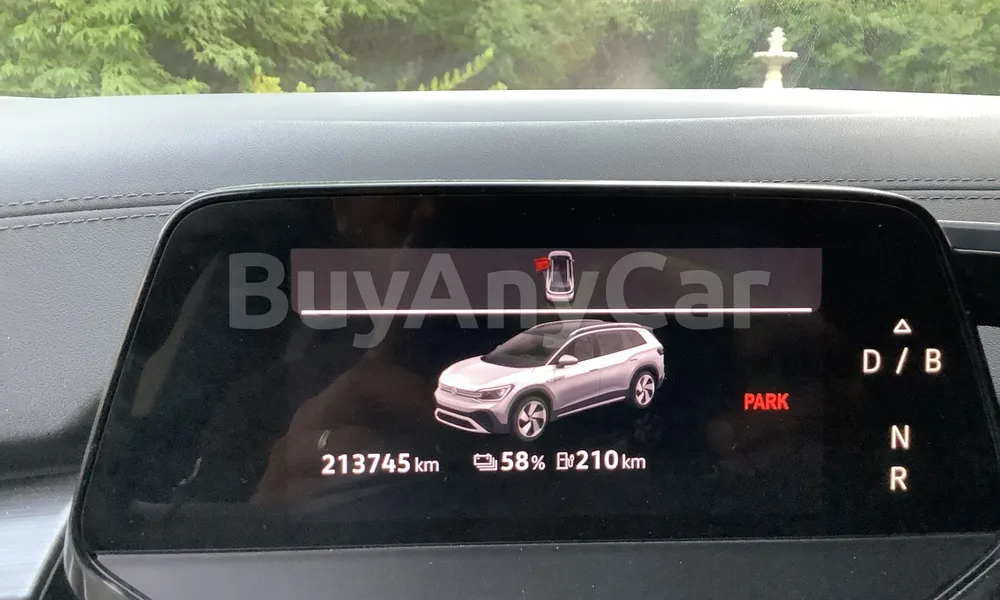 Vehicle photo 7