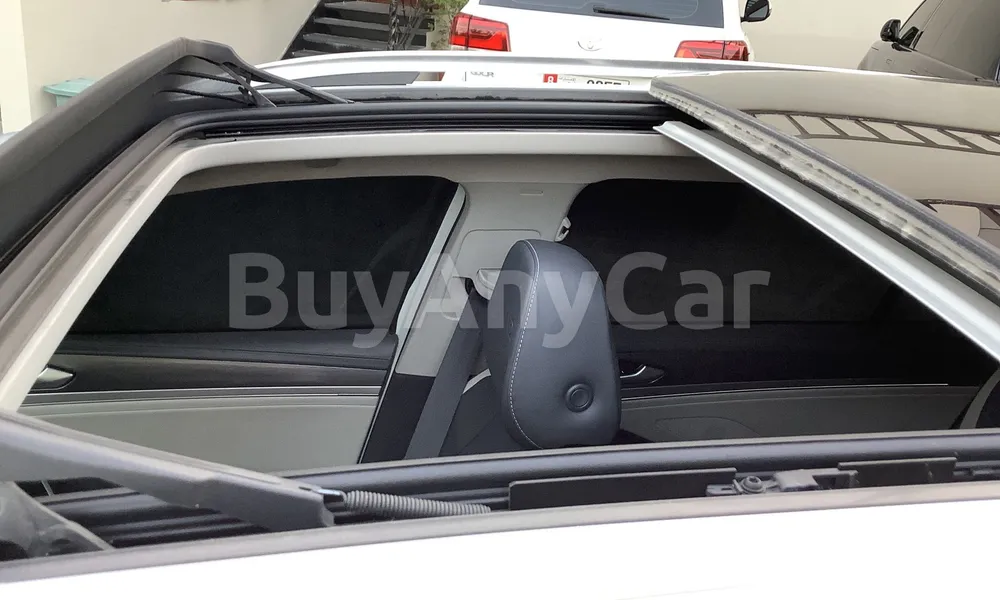 Vehicle photo 5