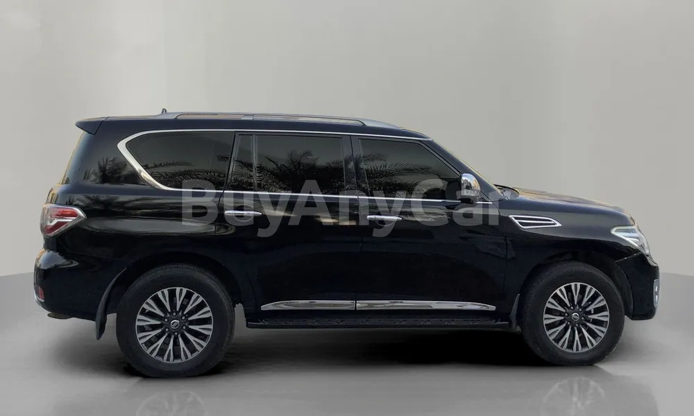 Vehicle photo 4