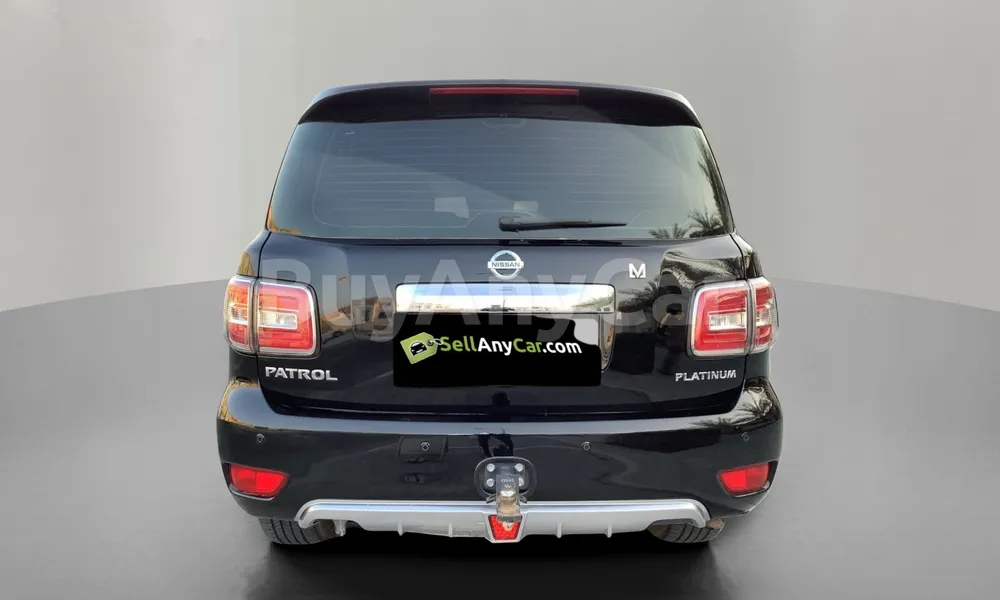 Vehicle photo 2