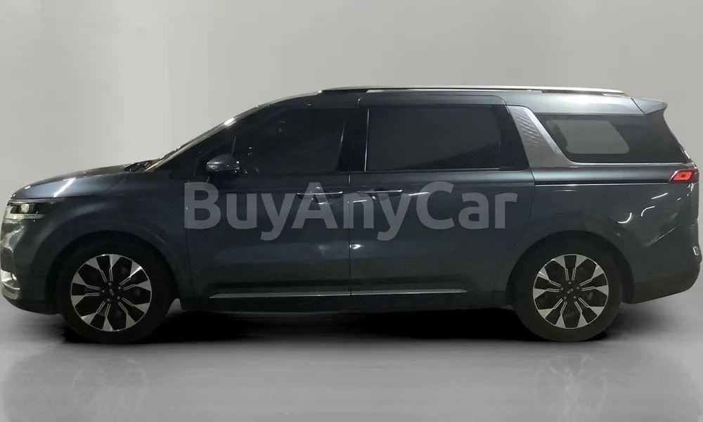 Vehicle photo 4