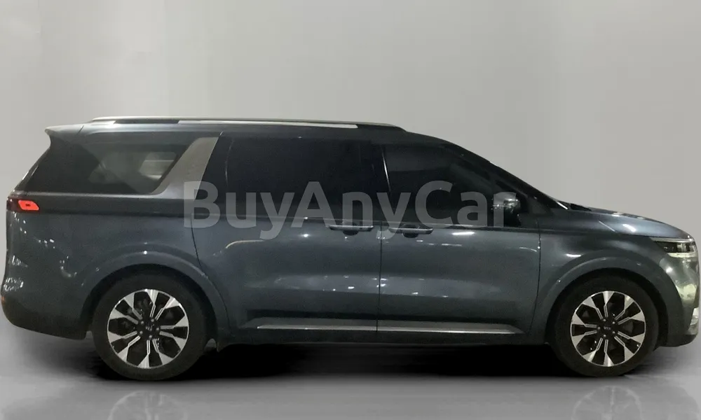 Vehicle photo 3