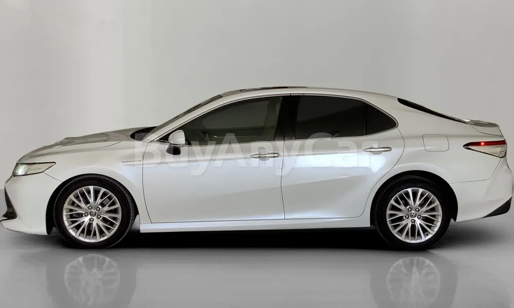 Vehicle photo 4