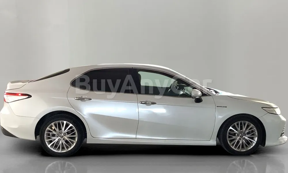 Vehicle photo 3