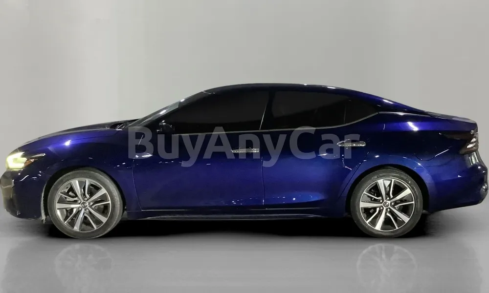 Vehicle photo 4