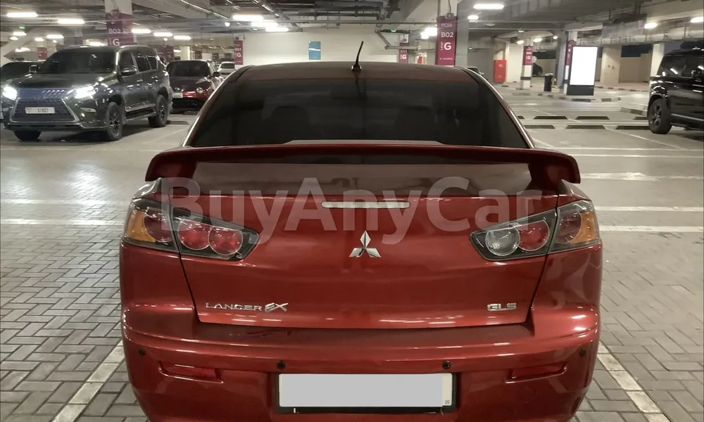 Vehicle photo 2