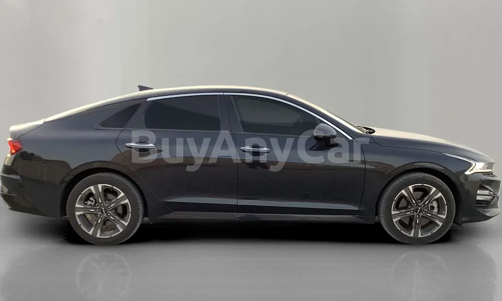 Vehicle photo 3