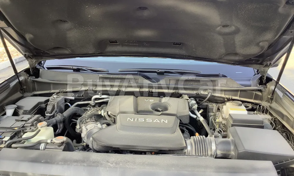 Vehicle photo 7