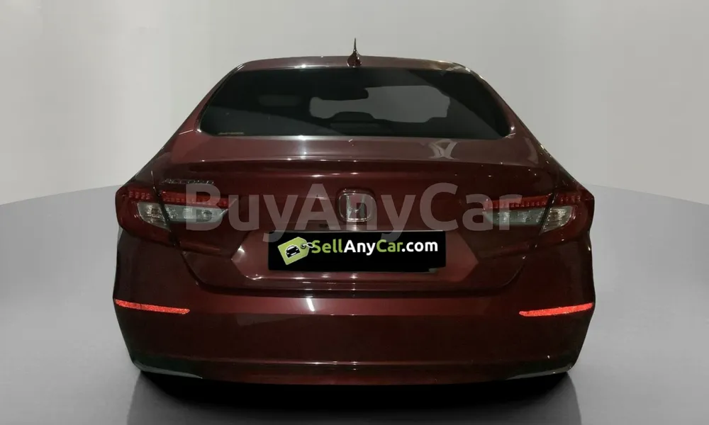 Vehicle photo 2