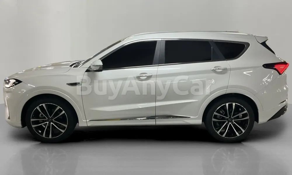 Vehicle photo 4
