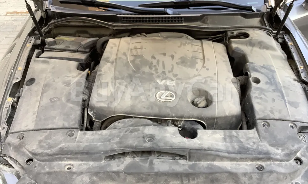 Vehicle photo 6