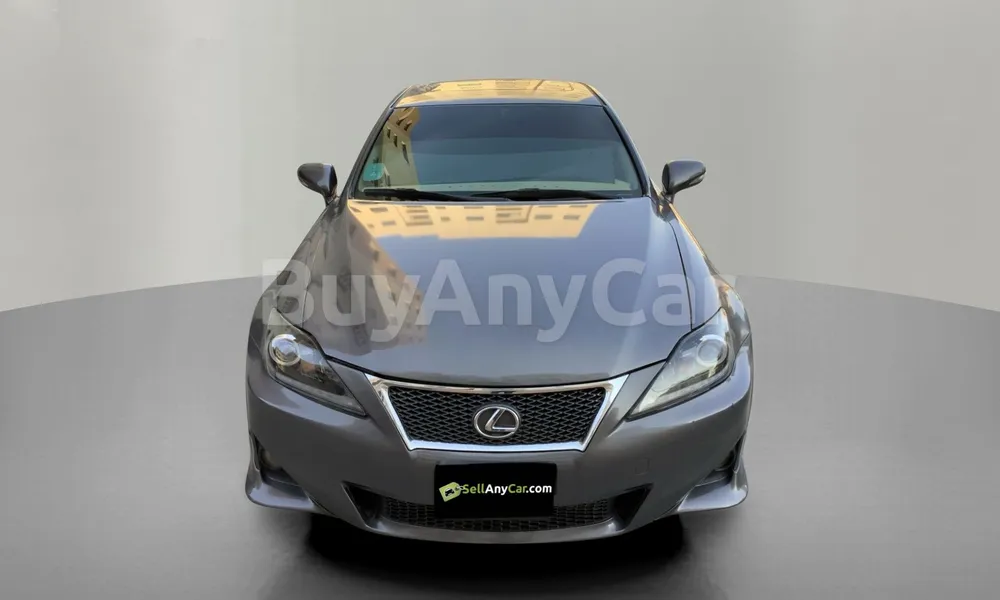 Vehicle photo 1