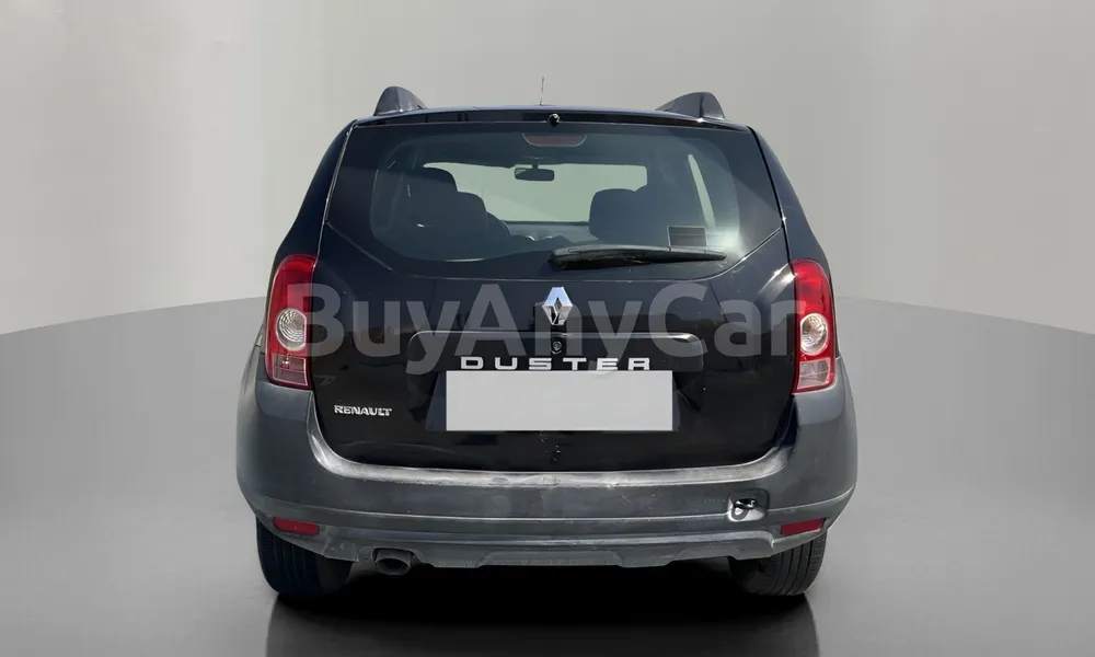 Vehicle photo 2