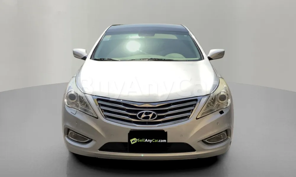 Vehicle photo 1