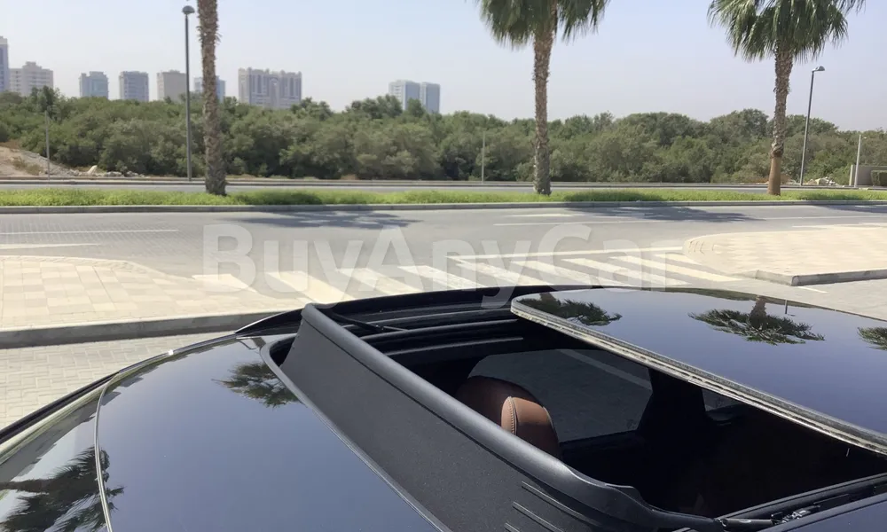 Vehicle photo 6