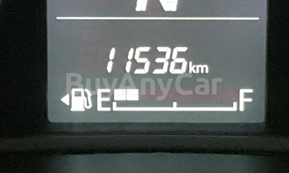 Vehicle photo 7