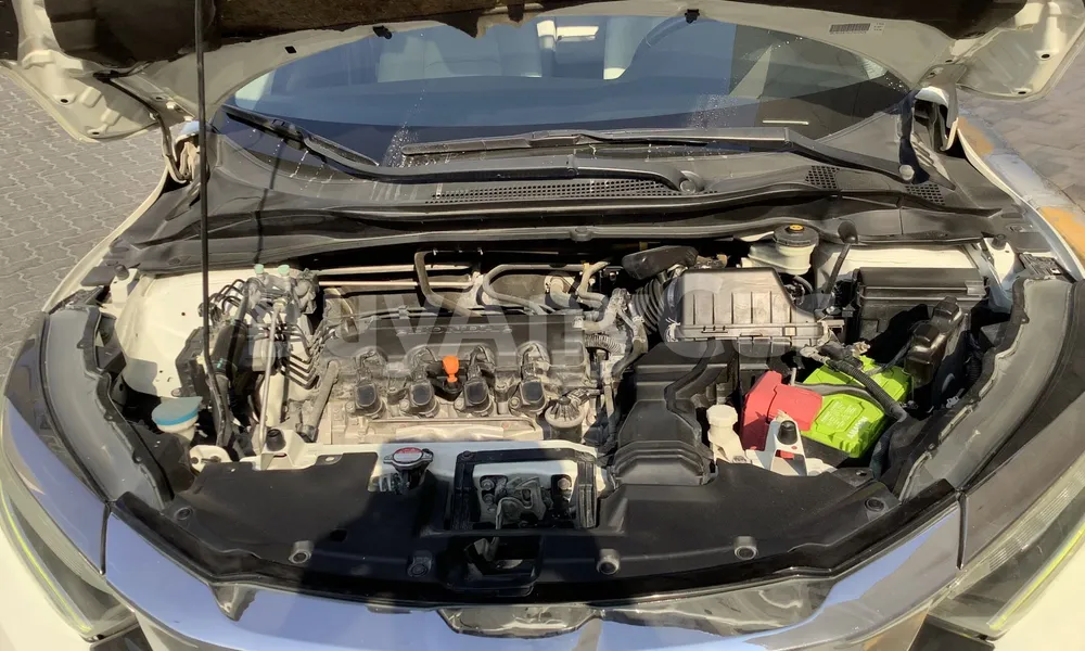 Vehicle photo 6