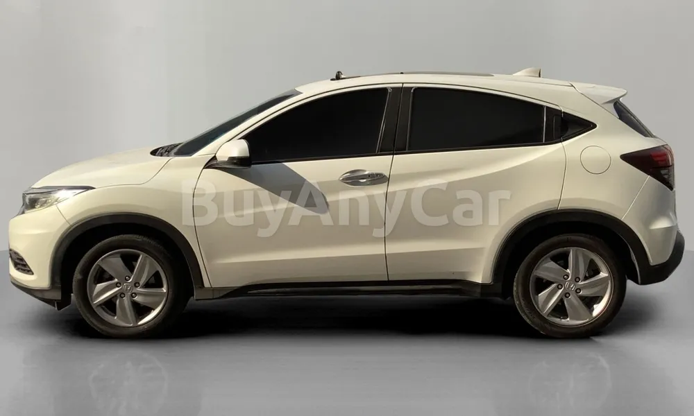 Vehicle photo 4