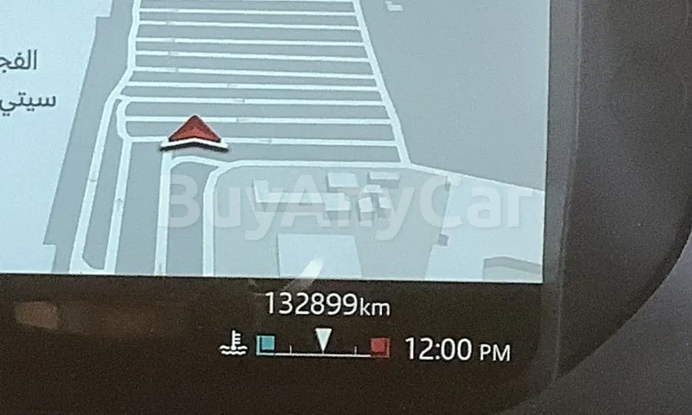 Vehicle photo 5