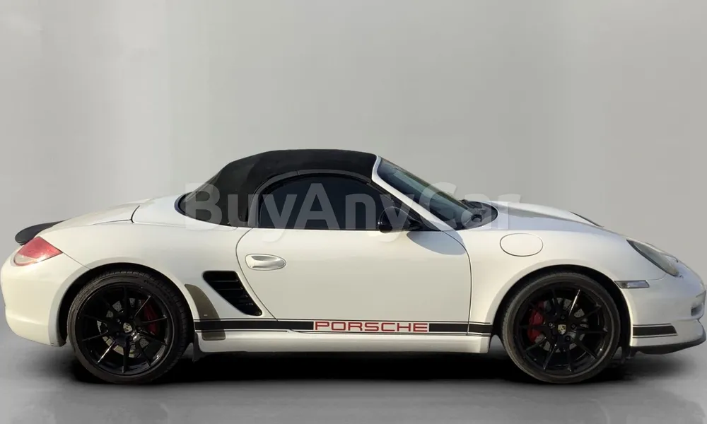 Vehicle photo 4