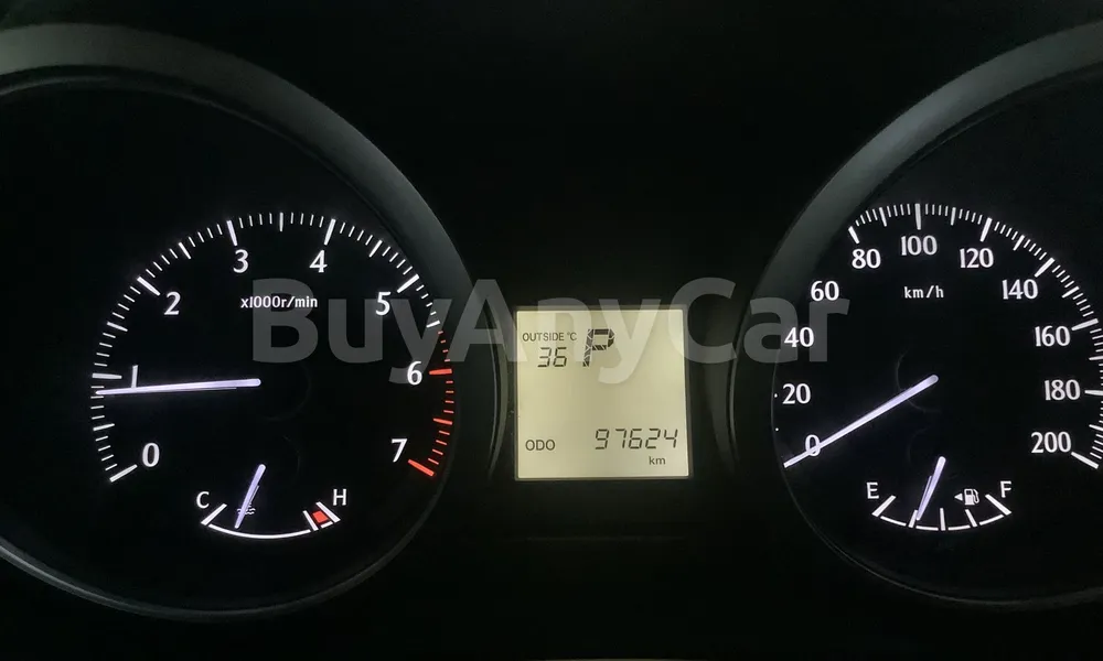 Vehicle photo 7