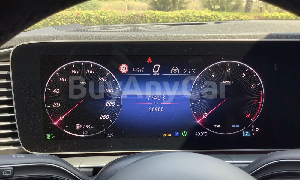 Vehicle photo 7