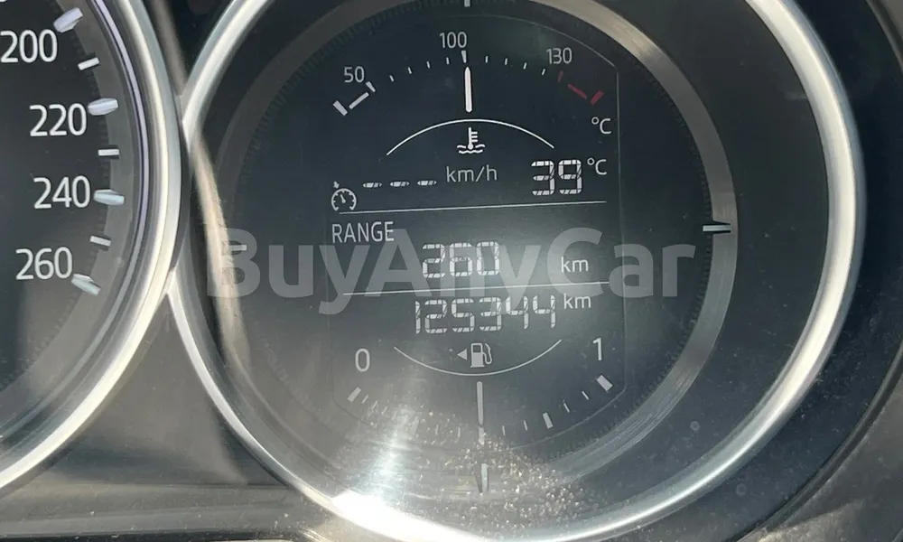 Vehicle photo 6