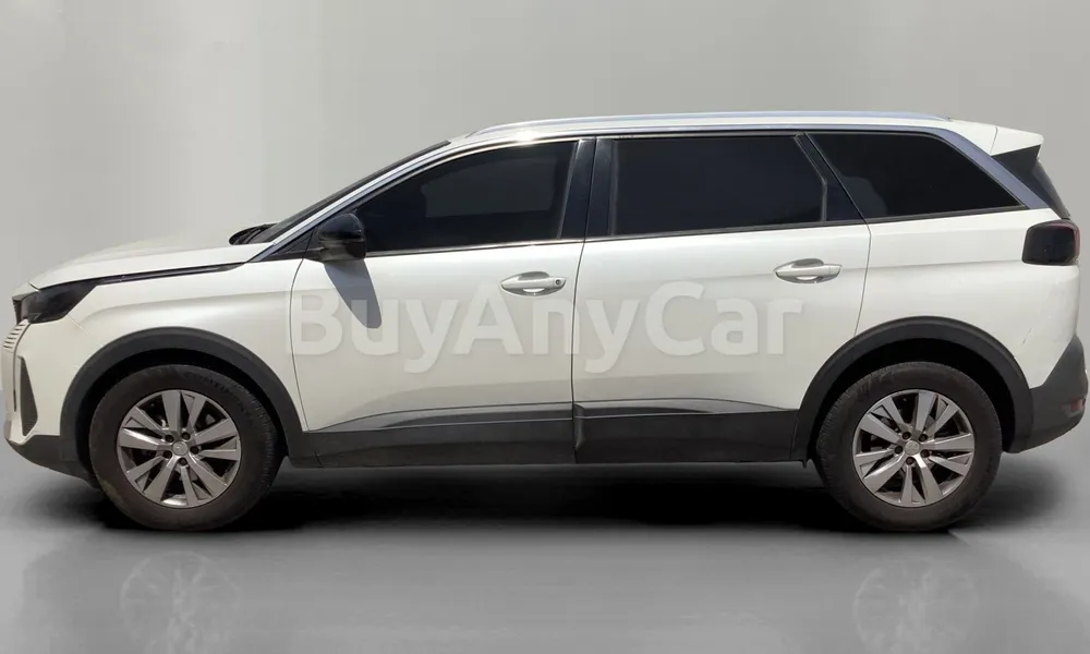 Vehicle photo 4