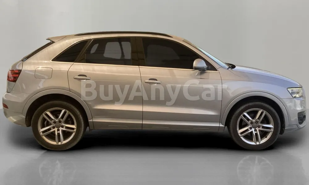 Vehicle photo 3