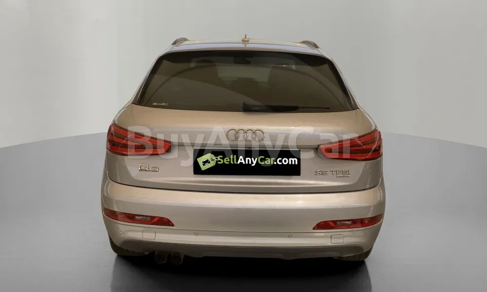Vehicle photo 2