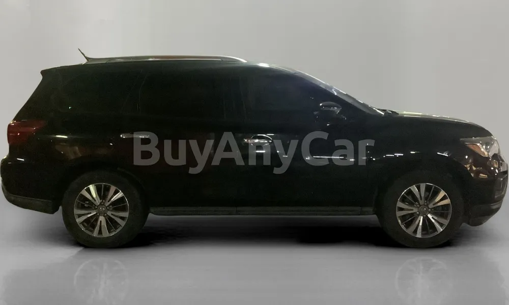 Vehicle photo 3
