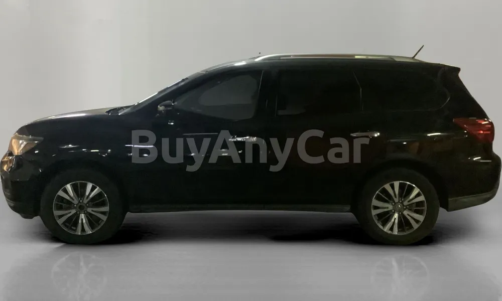 Vehicle photo 4