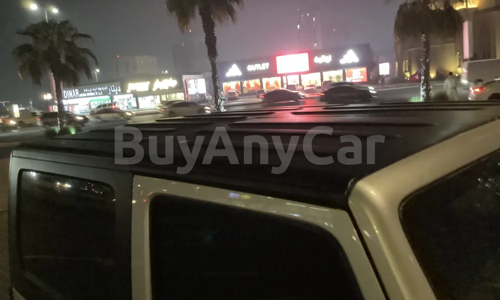 Vehicle photo 5