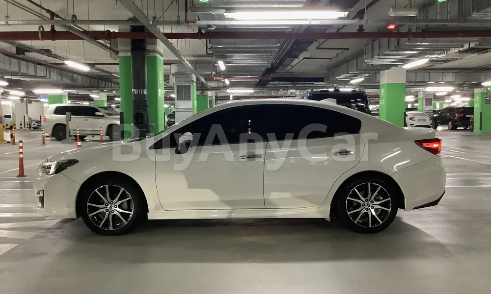 Vehicle photo 5
