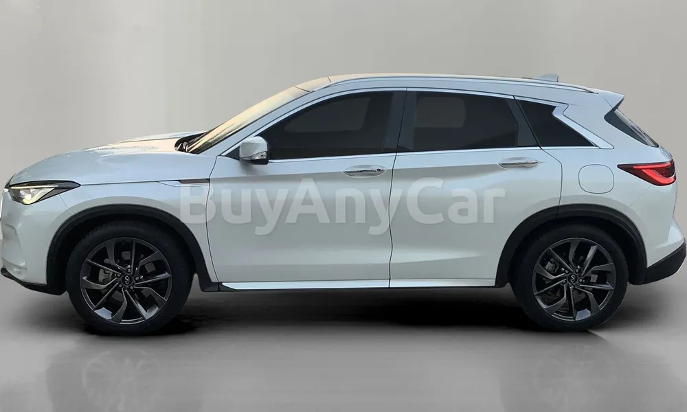 Vehicle photo 4