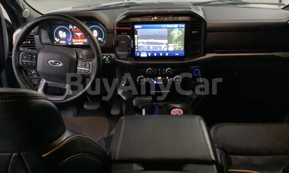 Vehicle photo 7