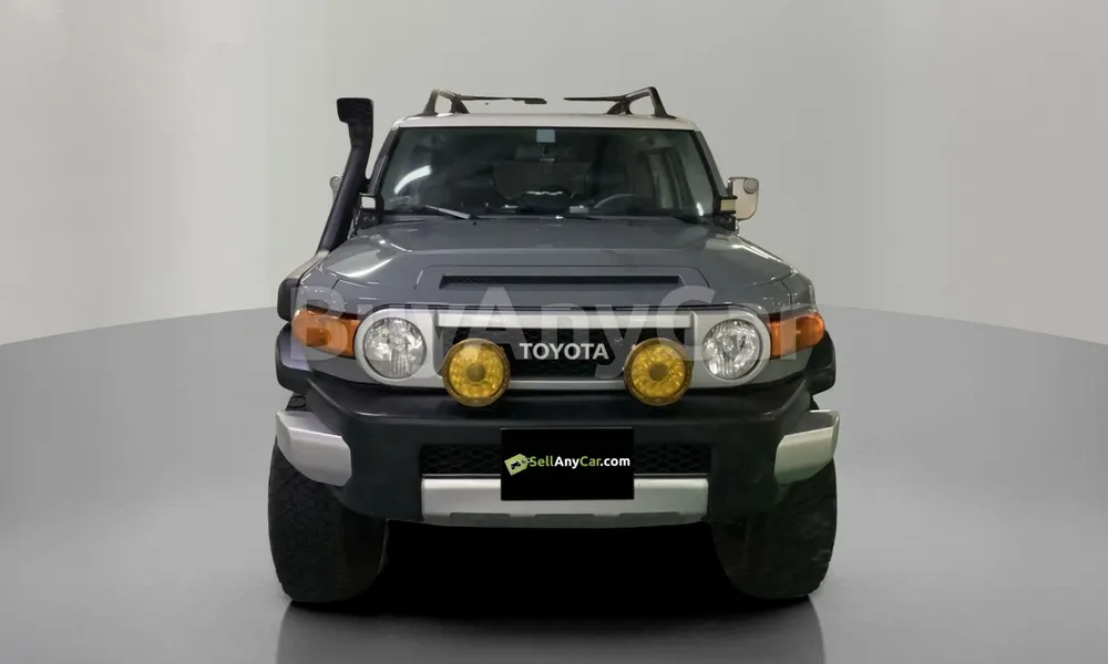 Vehicle photo 1