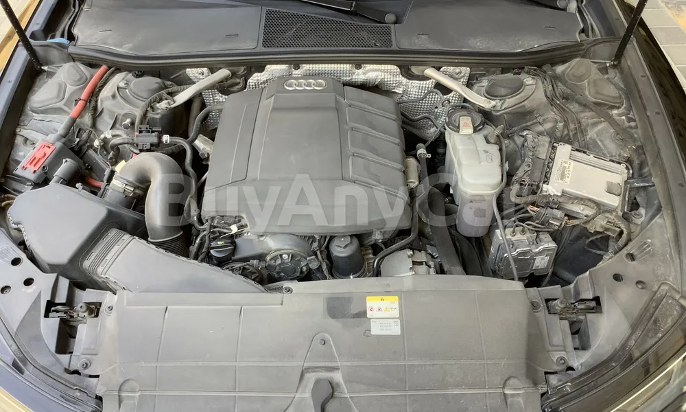 Vehicle photo 6