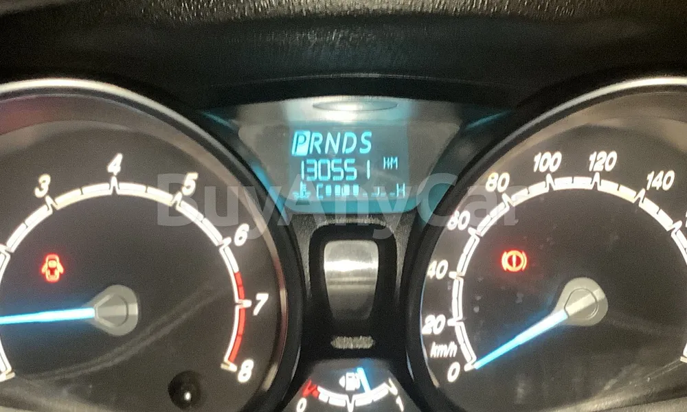 Vehicle photo 7