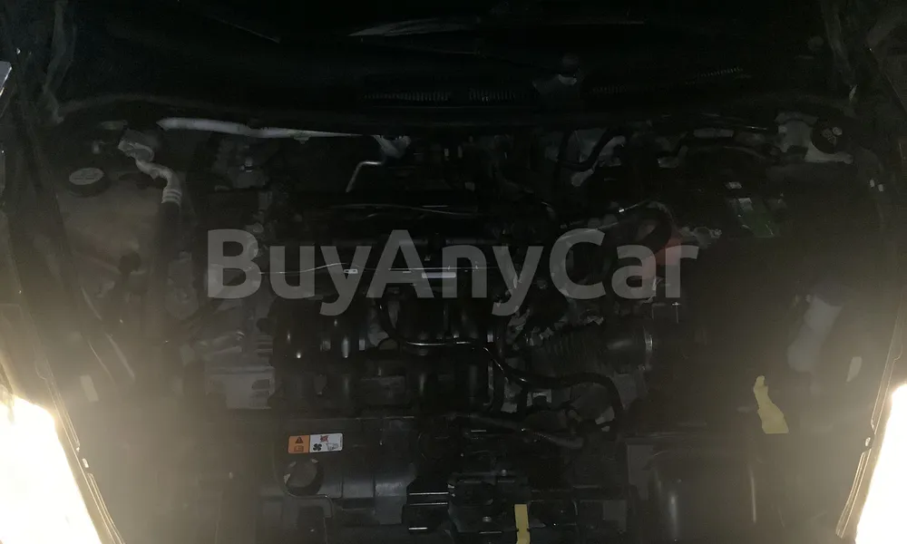 Vehicle photo 6