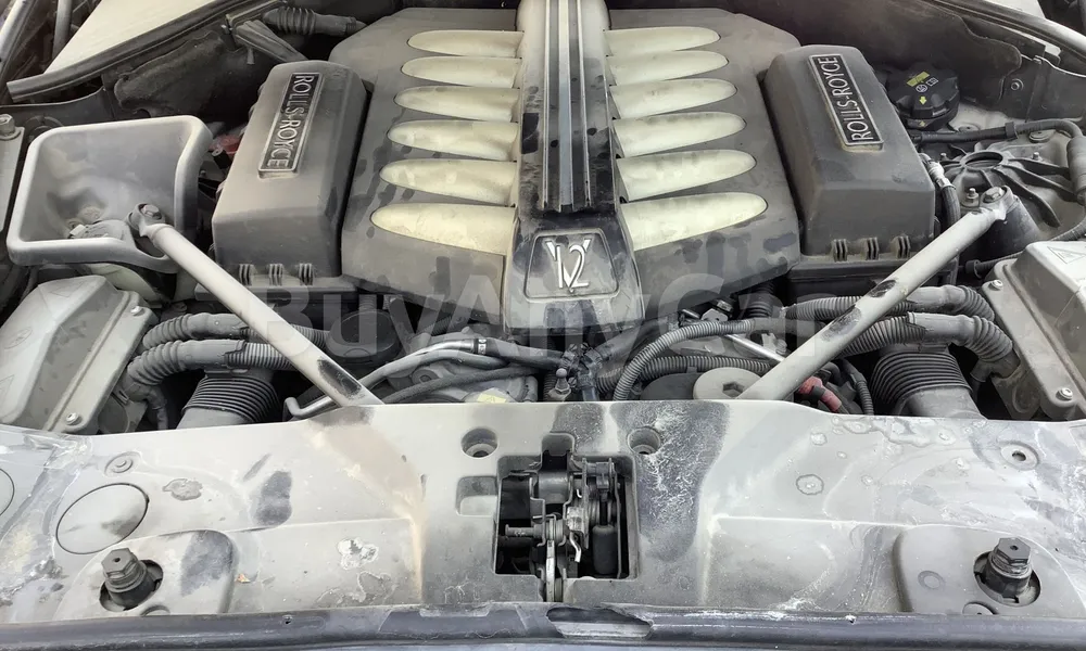 Vehicle photo 6