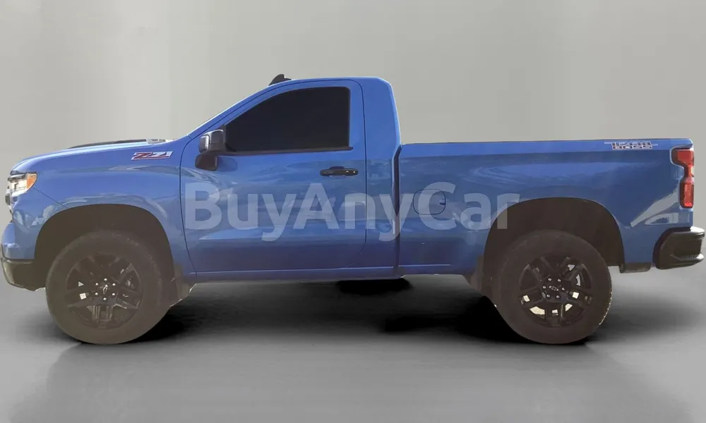 Vehicle photo 4
