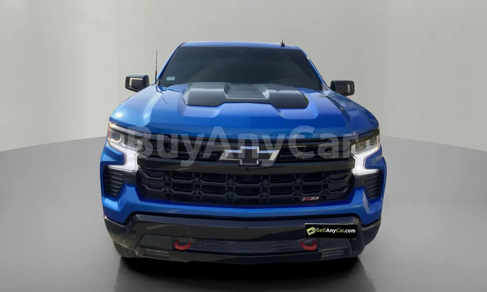 Vehicle photo 1
