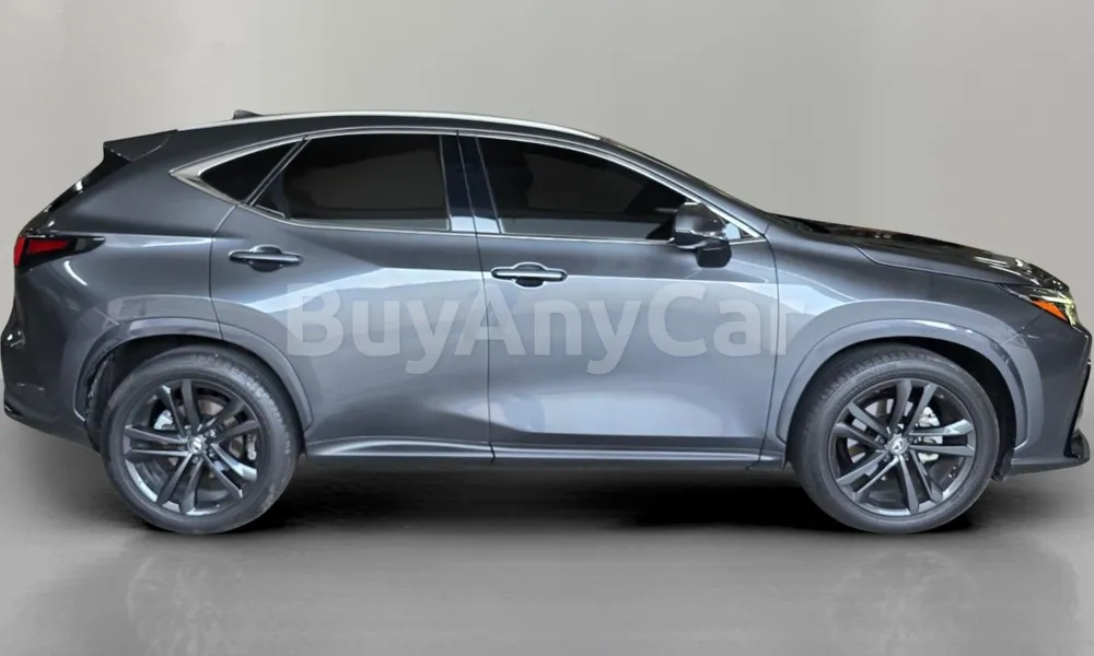 Vehicle photo 3