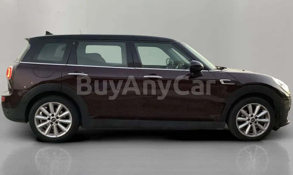 Vehicle photo 3