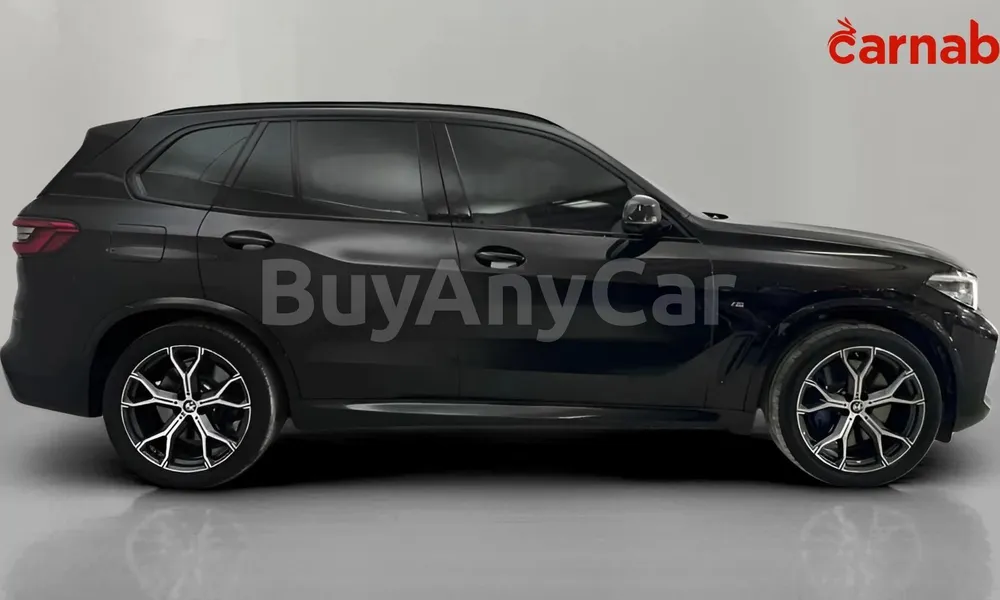 Vehicle photo 3