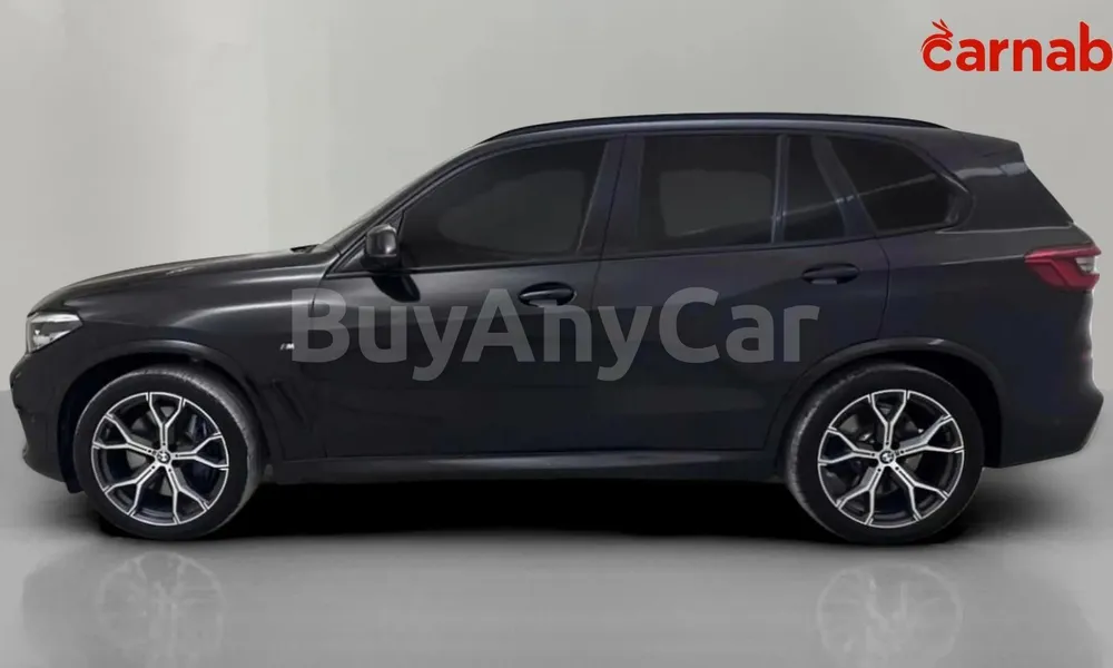 Vehicle photo 4