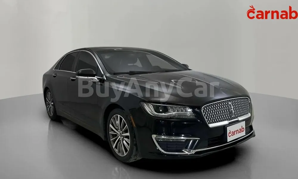 Vehicle photo 6